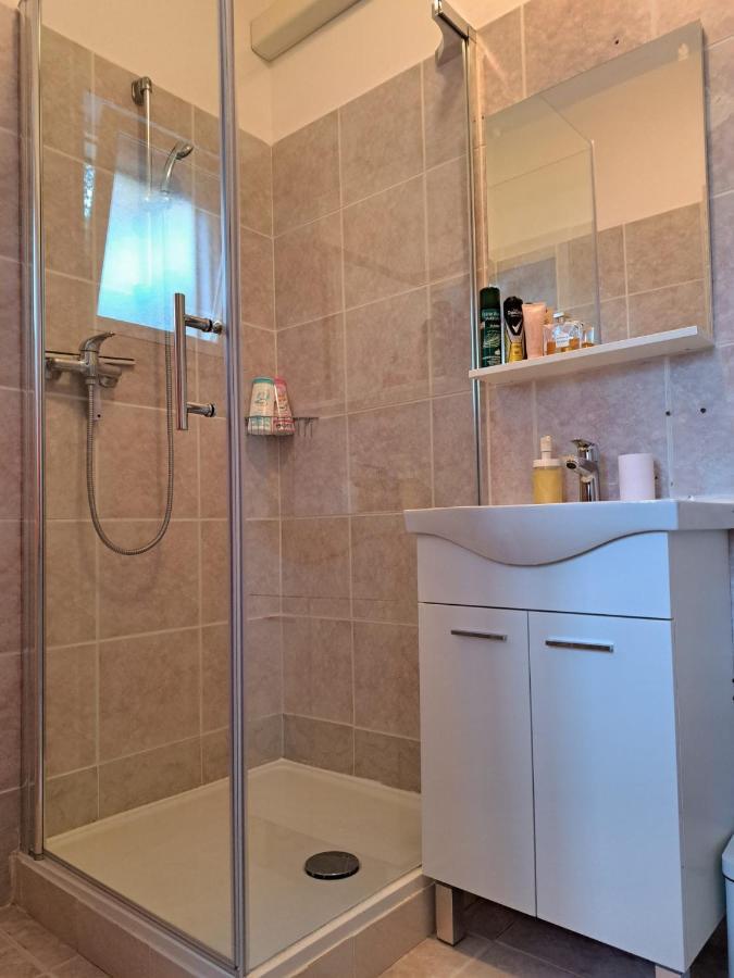 פרמנטורה Zefir Apartments מראה חיצוני תמונה